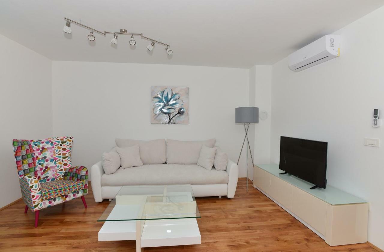 Apartman Dominik Макарська Екстер'єр фото