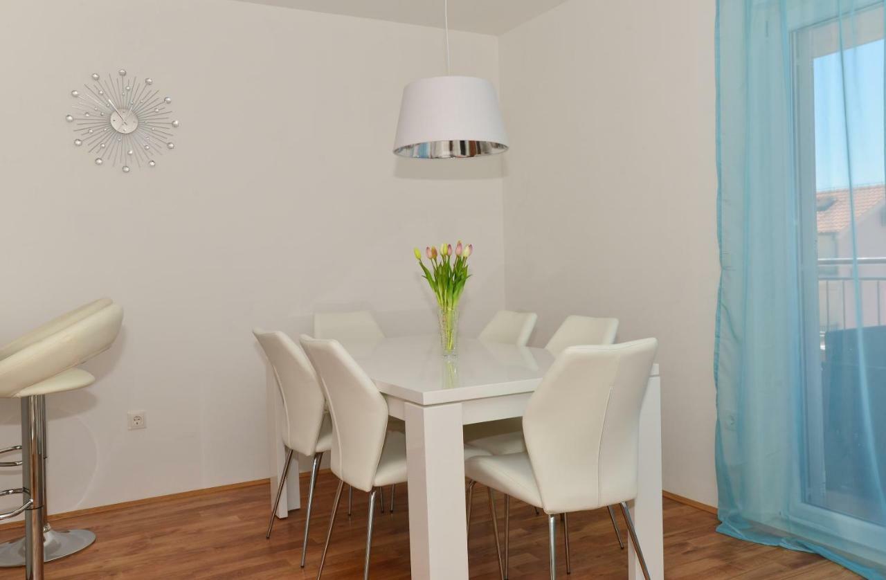 Apartman Dominik Макарська Екстер'єр фото